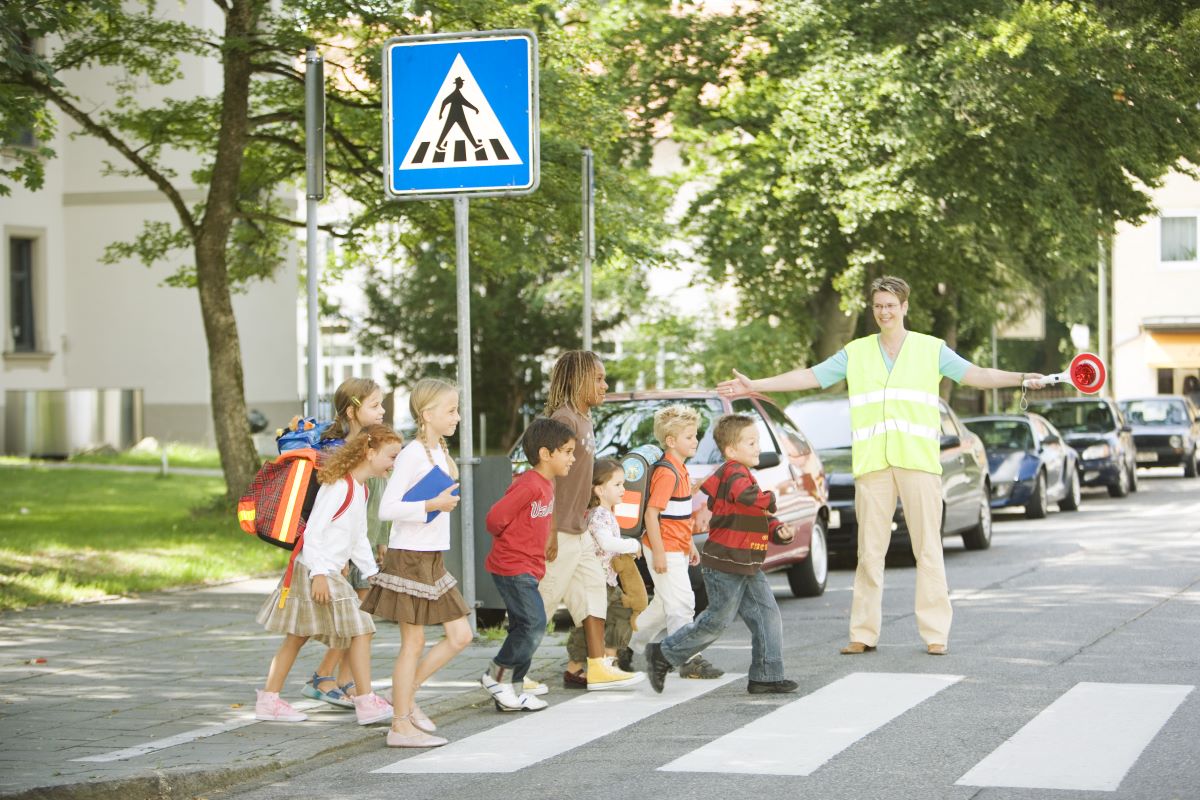 Kinder schützen: Sicherer Schulweg & Verkehrserziehung
