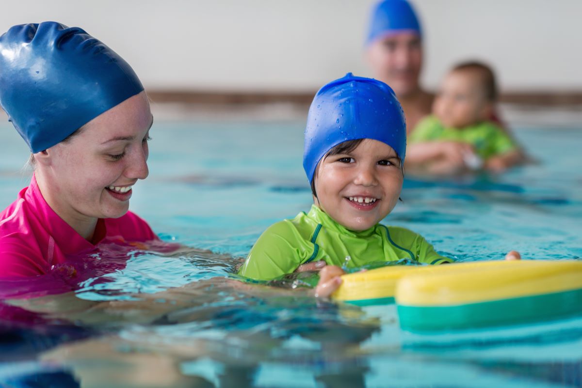Schwimmen lernen im Alb-Donau-Kreis: Der richtige Zeitpunkt 